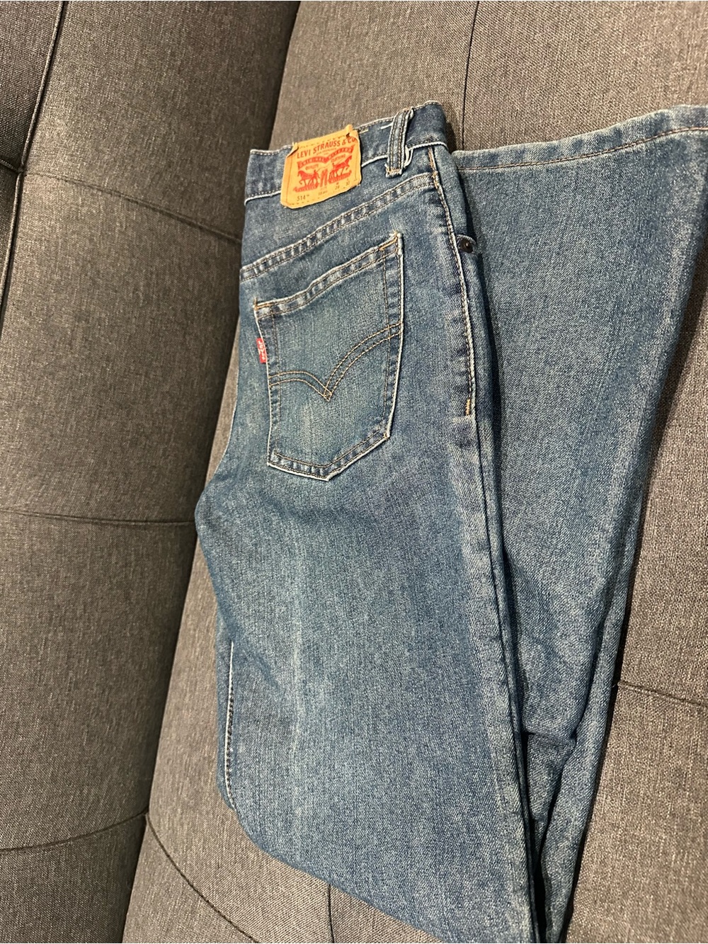 Levi's Men's Medium Blue Straight-Leg Jeans